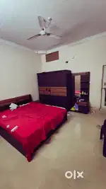 Modular king size bed with dressing nd side table & slider almirah