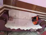 EK Bada sofa do Cheta sofa Ek almirah ek dresing  Duble Bed