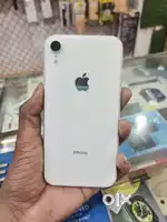 Iphone xr 64 gb. 9000 white