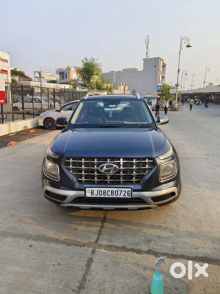 Hyundai Venue 2019 Diesel 88000 Km Driven