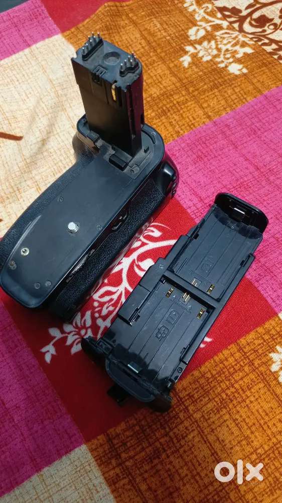 Canon EOS 6D Battery Grip