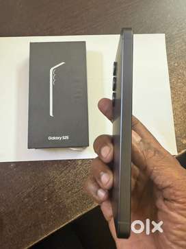 Samsung s25 12GB AND 256 Gb