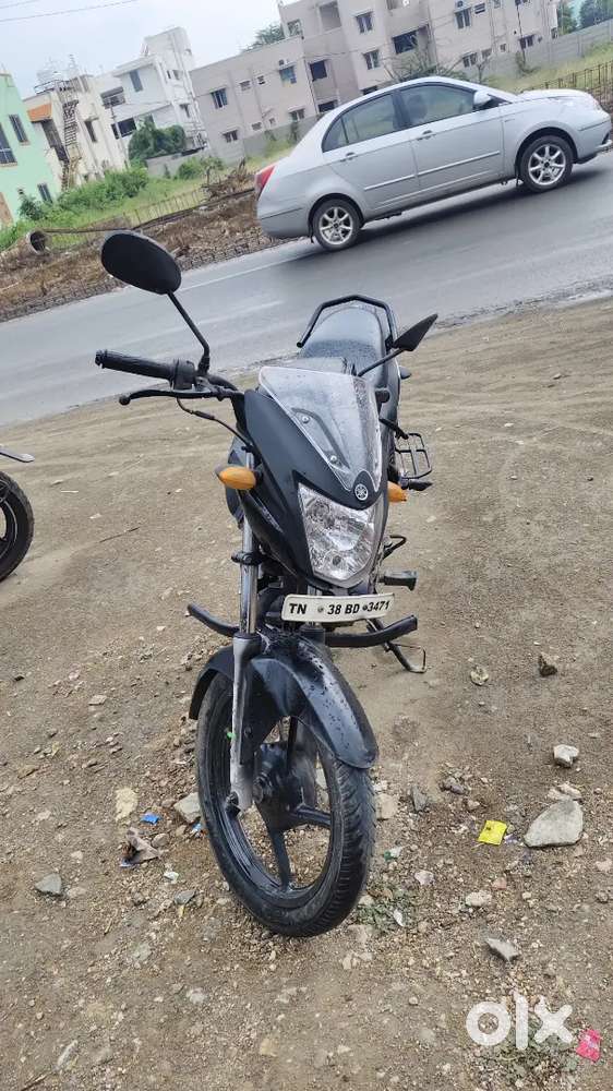 Yamaha sz (2010) model