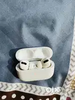 Apple airpods pro