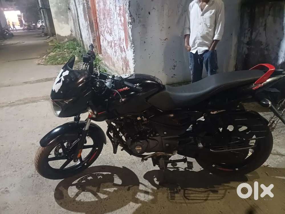 Bajaj Pulsar 150 2021 model first owner