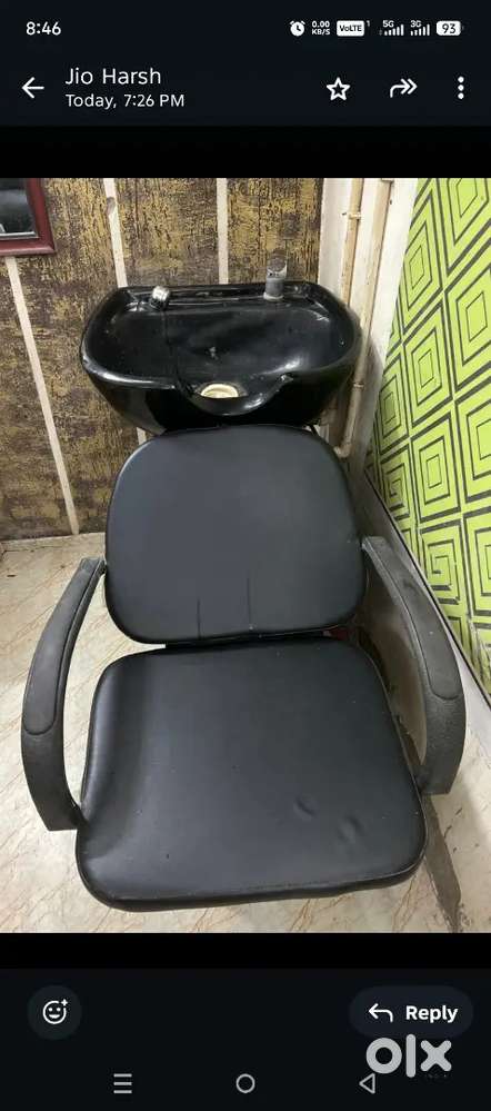 Ladies Beauty Parlor Furniture available for sell