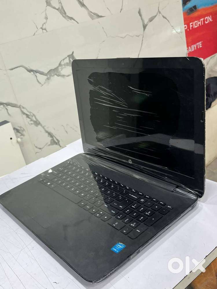 HP 15.6 Core i3 8gb Ram 256gb SSD Laptop