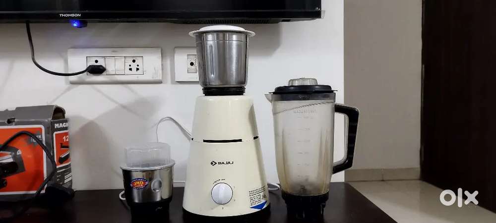 BAJAJ MIXER - 500W in good working condition