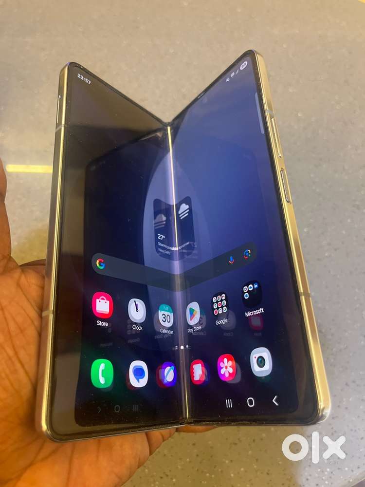 Samsung fold 5     12/256