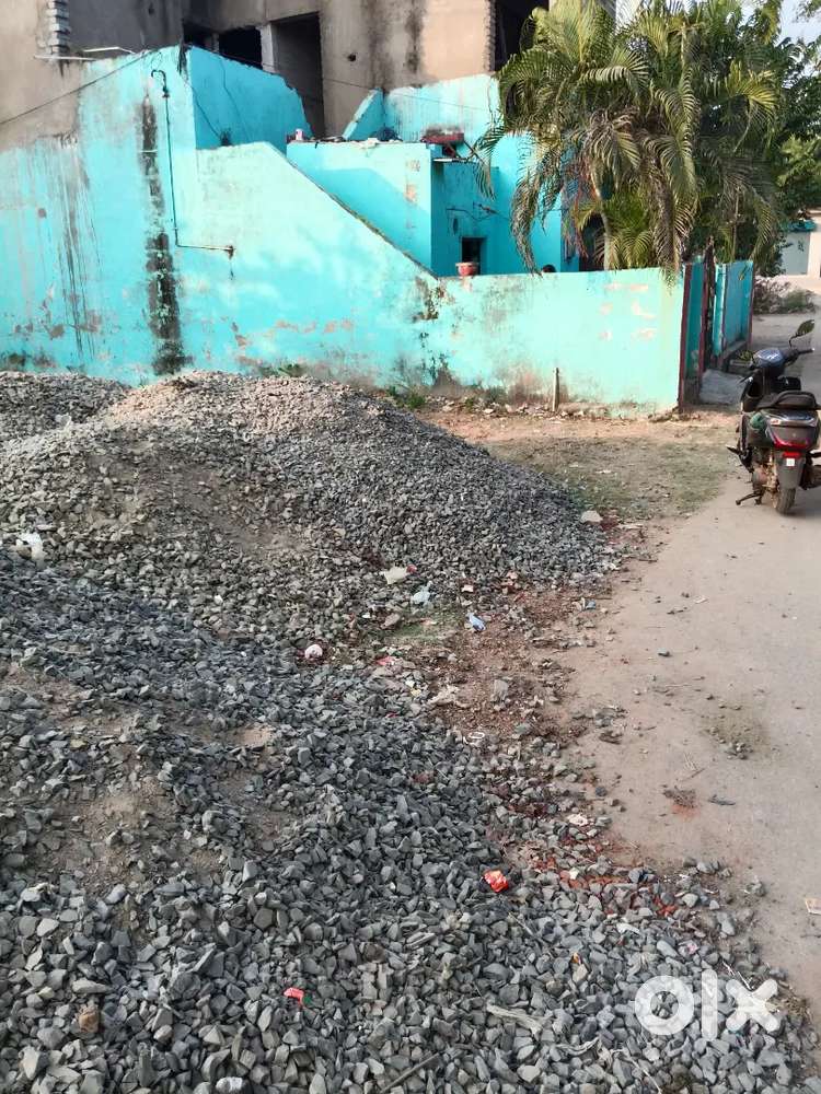 Diverted 2352 Sq. Feet Plot @1600 Rs./Sq Ft, Double Road  - Devrikhurd