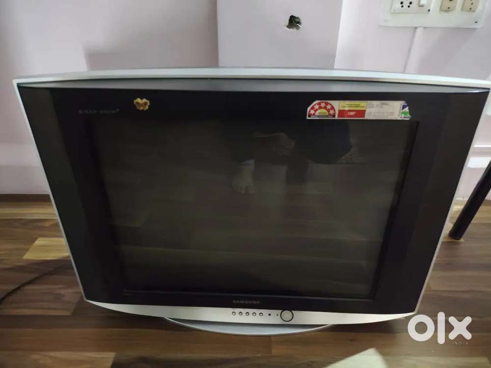 Samsung TV 28 Inch CRT MODEL