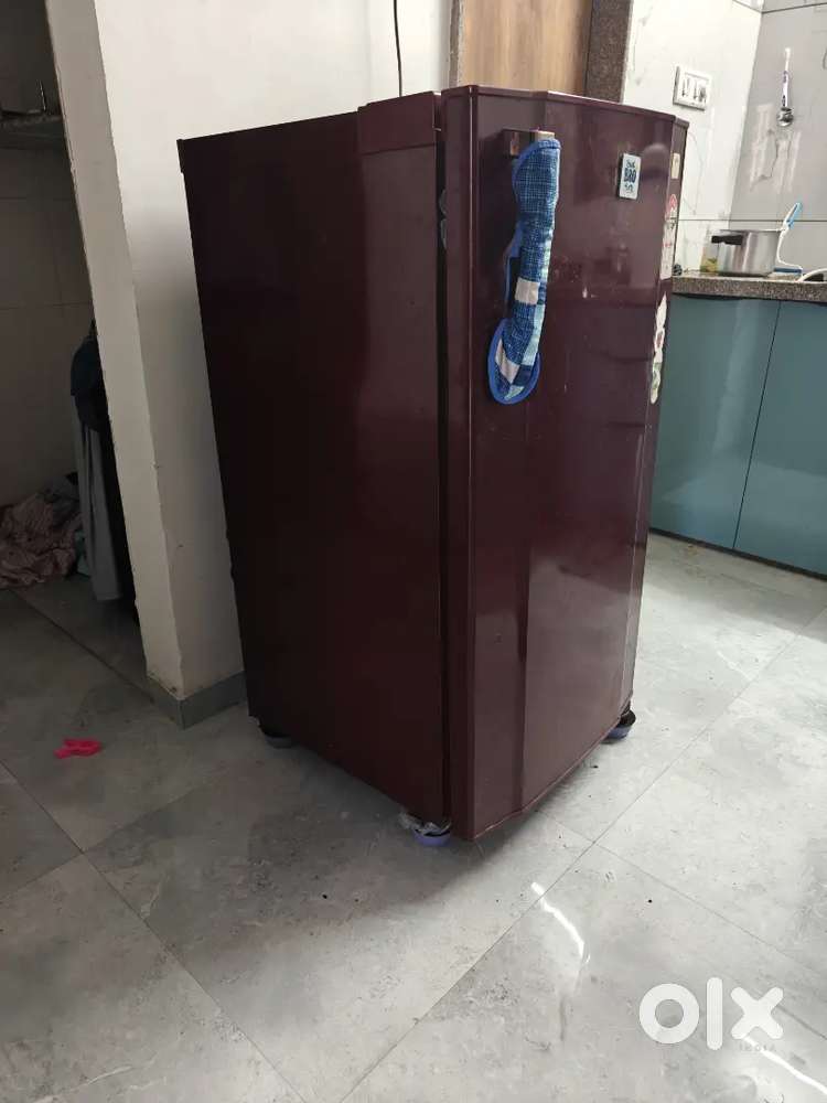 Godrej fridge 175 litre