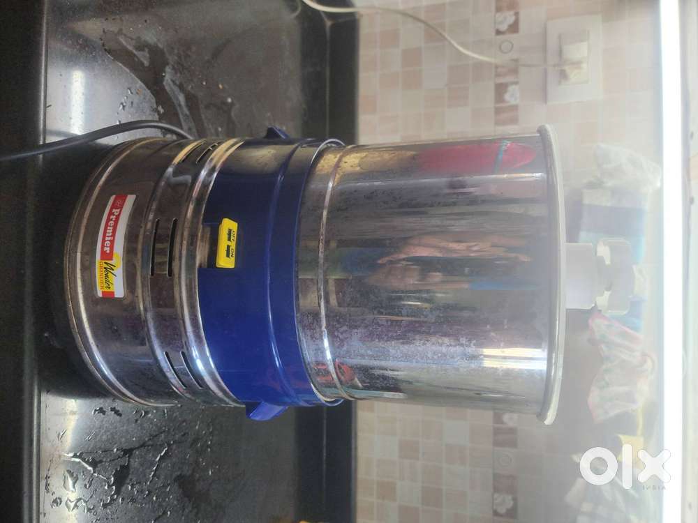 Hardly used Premier Wonder Grinder with stand