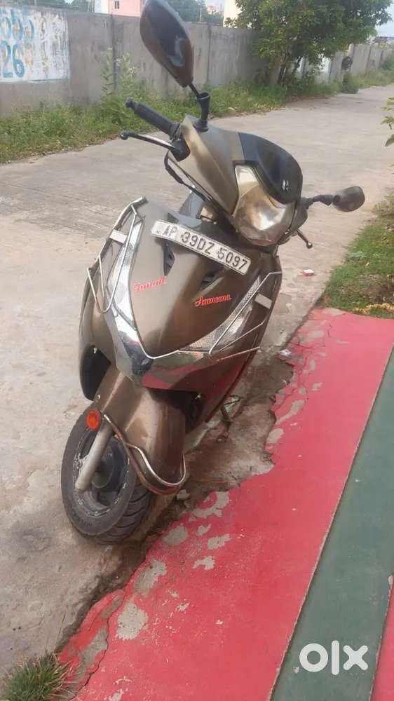 No problem in bike all good new tires new battery emergency sale
