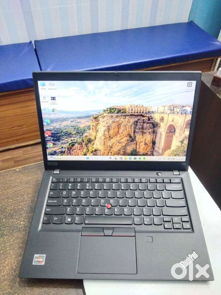 ֍ Lenovo ThinkPad T14s- AMD Ryzen 7 Pro-16 GB RAM-256 SSD/ Used lap ֍