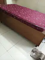 1 YEAR OLD DEWAN WITH SLEEP WELL GADDA EXCELLENT CONDITION size6ft 3ft