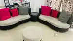 Sofa + Table + Puffe