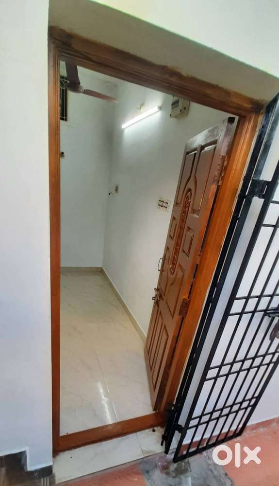 House suitable for Men's Bachelor