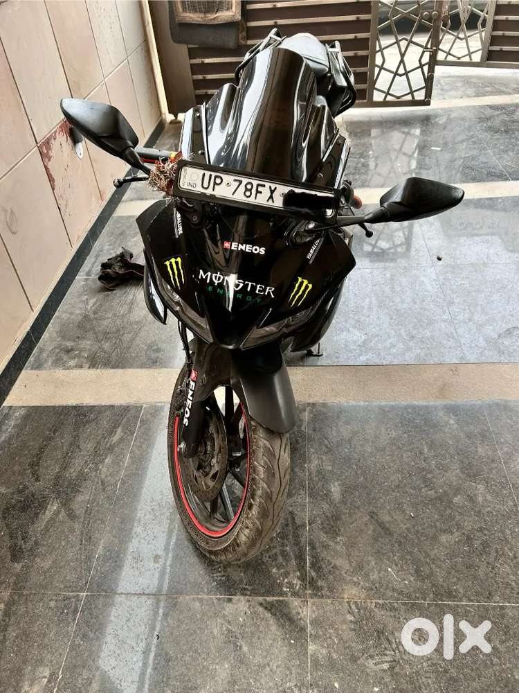 I am selling my R15 V3 2019 model