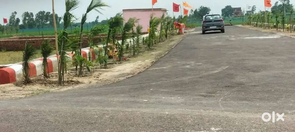 1500sqft एरिया कॉर्नर प्लॉट पार्क के पास अप्रूव्ड साइट में बैंक लोन