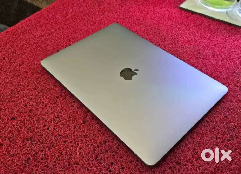 Apple M1 Macbook AIR