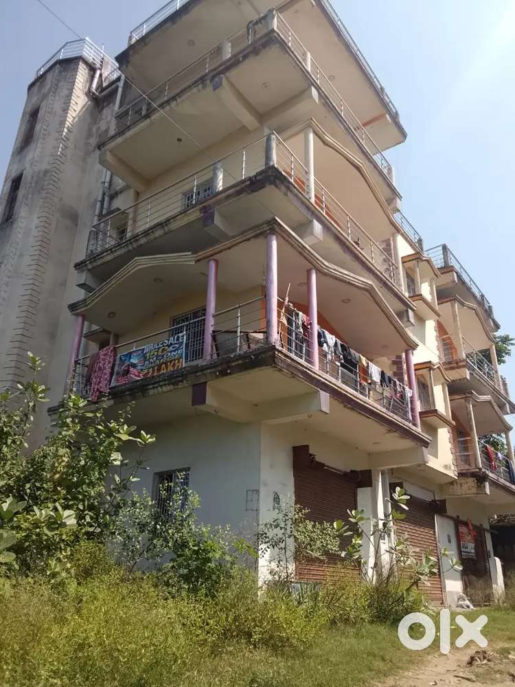 Fully furnished New 3Bhk flat on Best Location all facilities BestRom