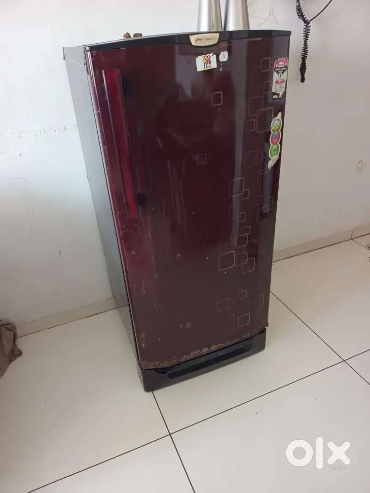 180 Ltr 5 Start Refrigerator