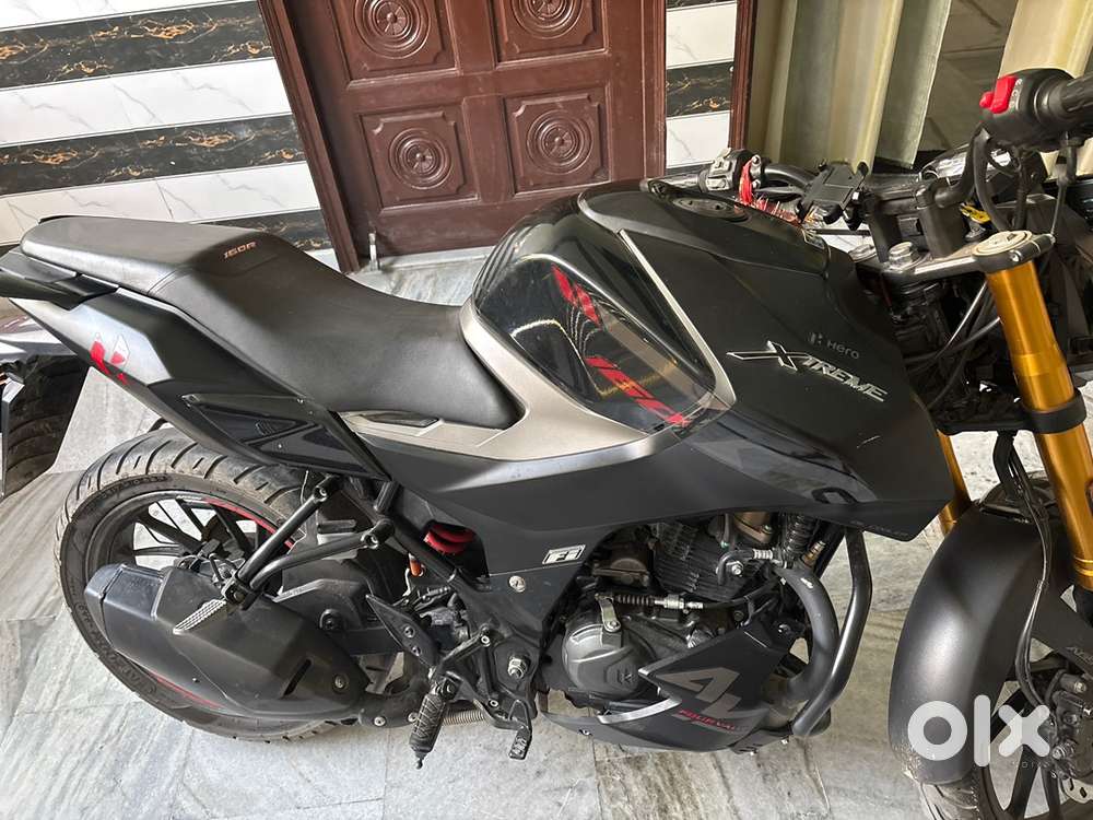 Xtreme 160r 4v 2024 model super condition