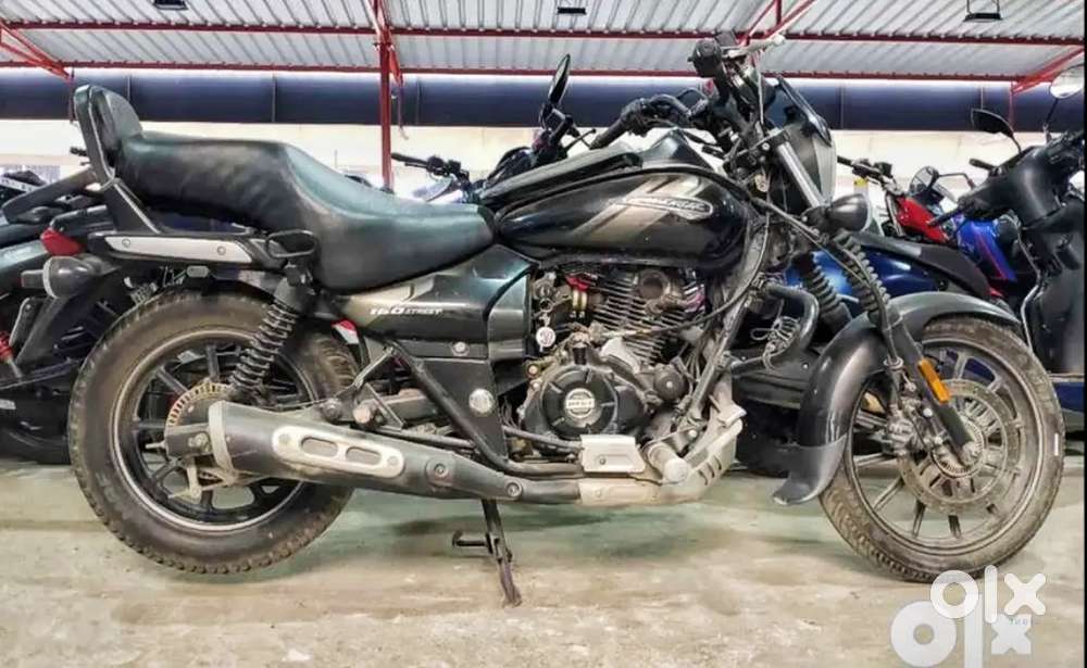 Bajaj avenger street 160 2022 model alike silver colour