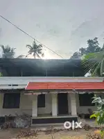 Good House near MLA road side Thycattuserey interested pls message