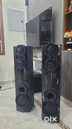 LG tower speaker 1,000W 4.2 Ch Home Theatre