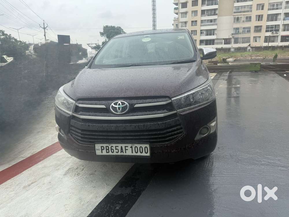 Toyota Innova Crysta 2.4 G MT, 2016, Diesel