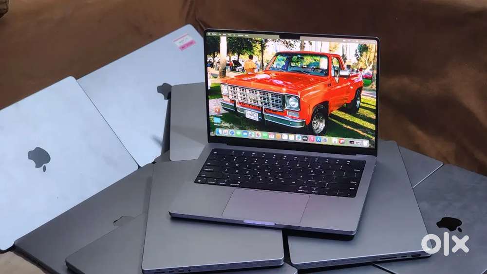 M1 Apple Macbook Pro 16GB Ram 512GB Apple SSD 14-inch Display