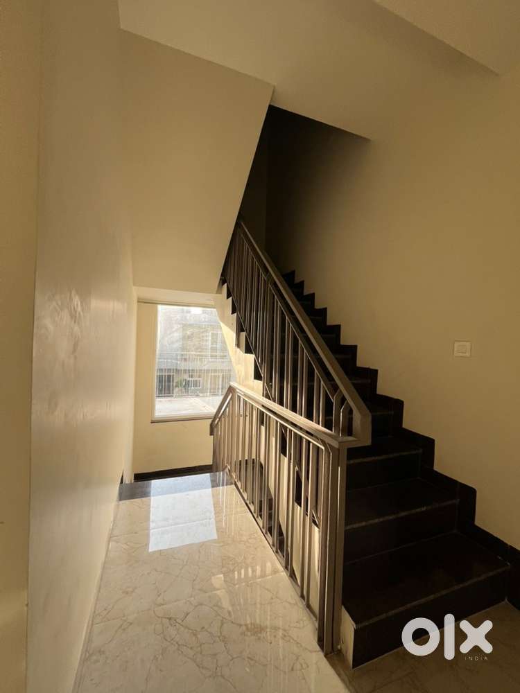 3 BHK INDEPENDENT VILLA FOR FAMILY IN GATED TOWNSHIP