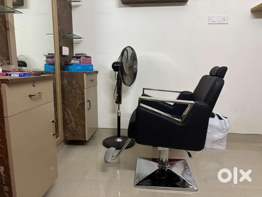 Facial Chair, Massage Chair & Steam Machine – New – Renigunta