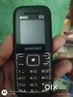 Samusung ka  mobile hai Jisko laina h wo msg kre time pass nhi