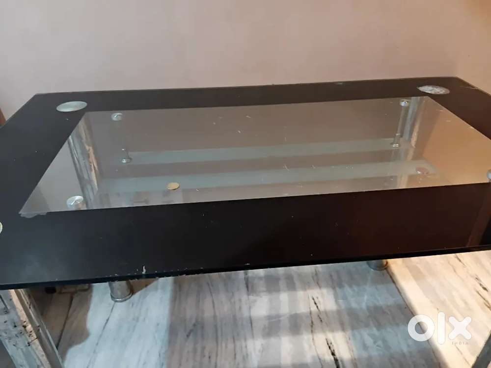 Dining table & chairs set with wooden showcase