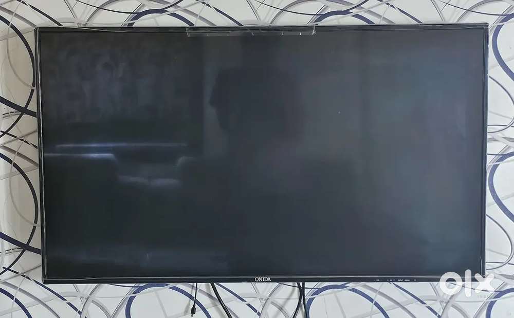 Onida Full HD LED Smart TV