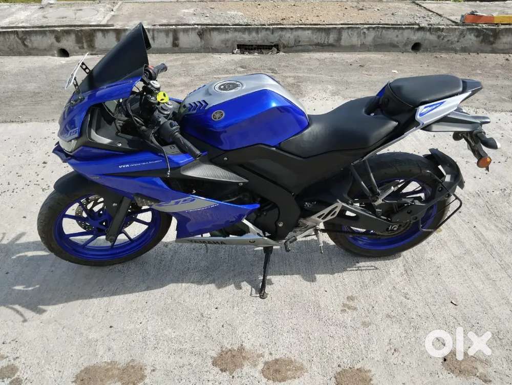 R15 v3 Blue colour
