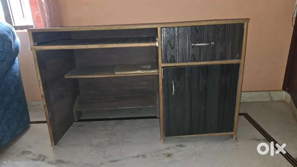 Office table(Computer Table)