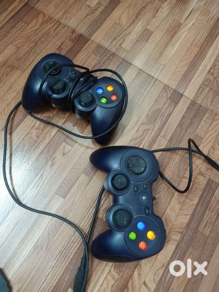Dvd writer and USB hub and Logitech gamepad