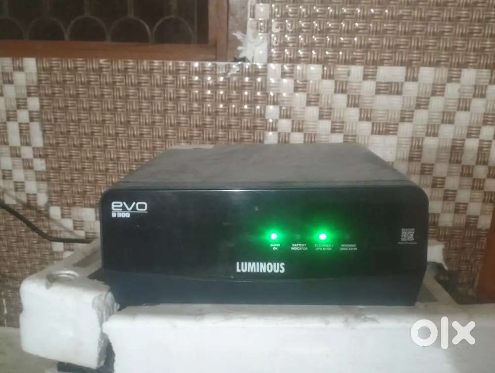 4 month old inverter with battery