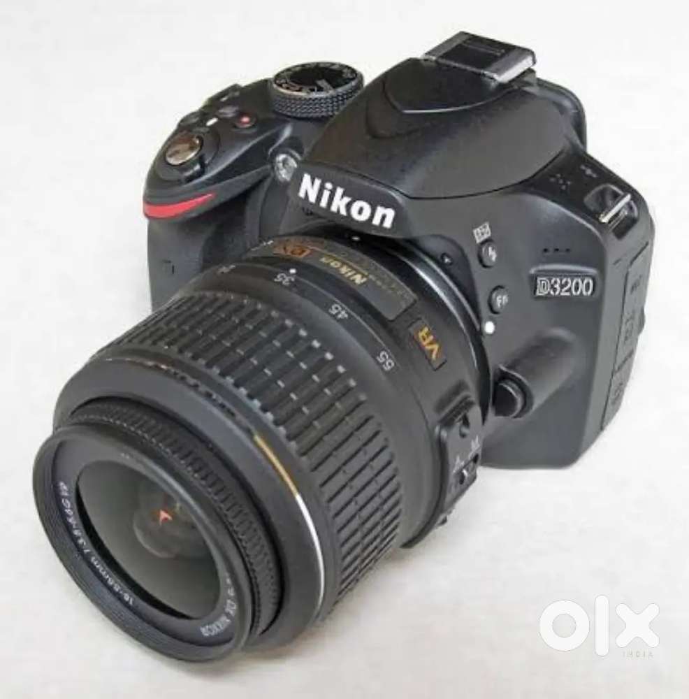 NIKON D3200 DSLR