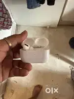 Airpods Pro- with magsafe