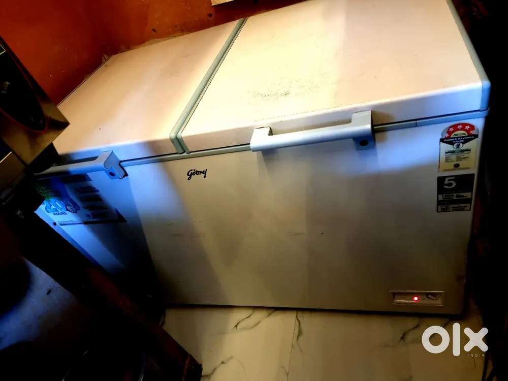 Godrej 5STAR deepfreezer