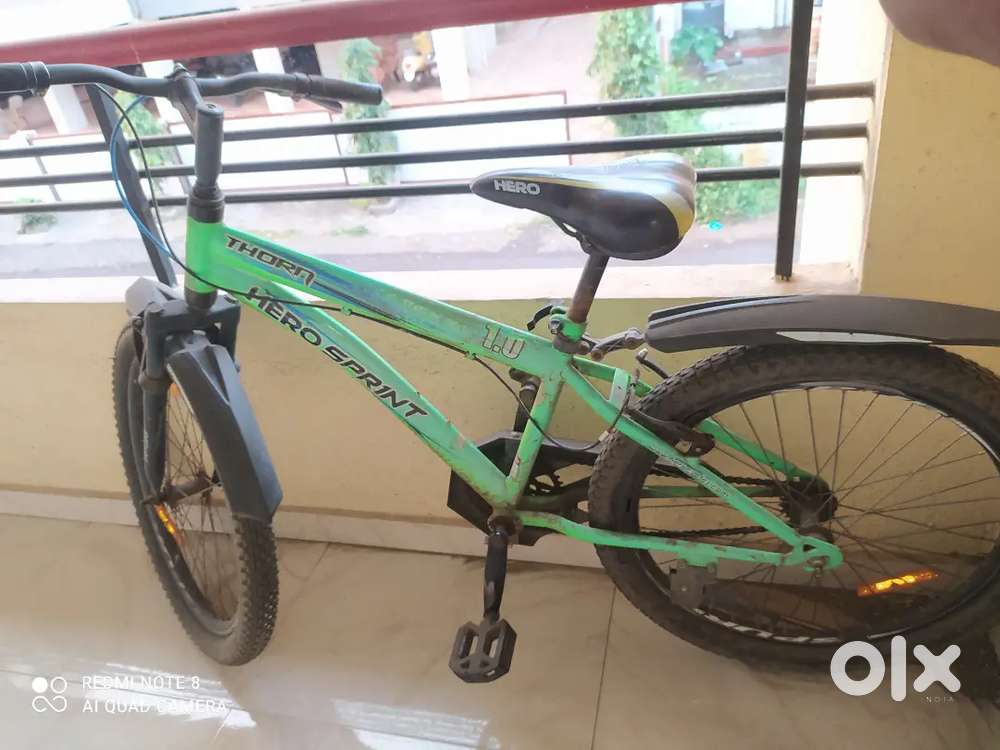 Hero sprint green cycle