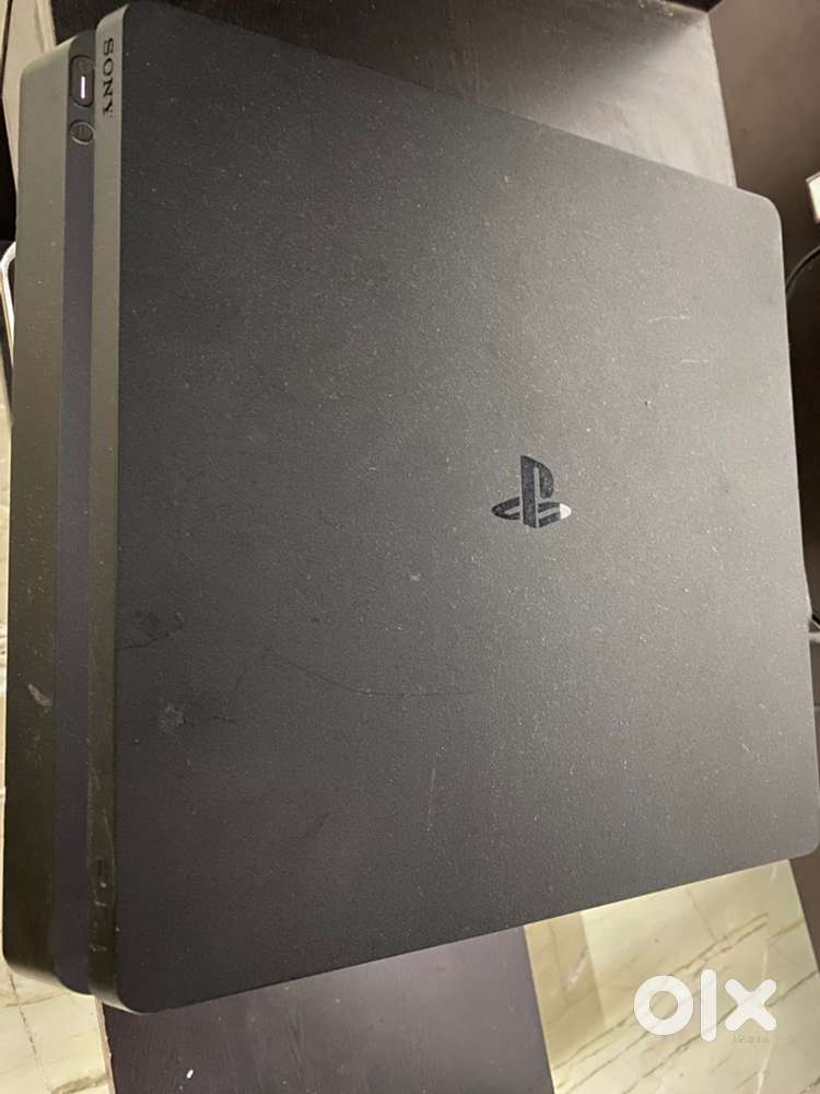 PLAYSTATION 4 SLIM 1TB ( PS4 slim ) WITH ONE CONTROLLER