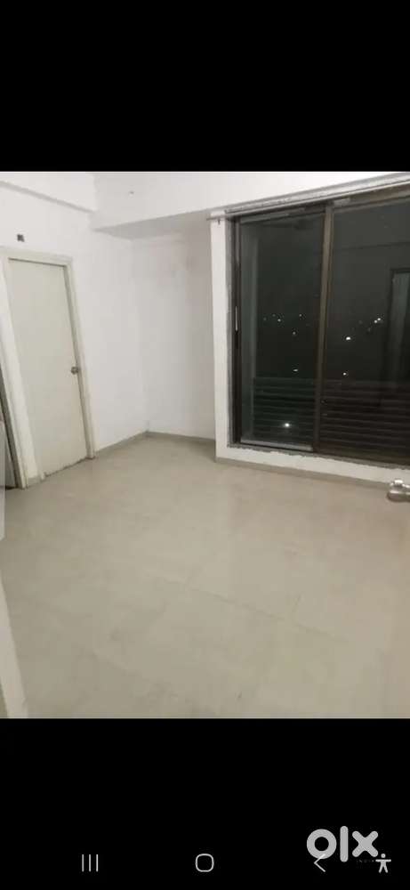 2bhk flat satellite[family]