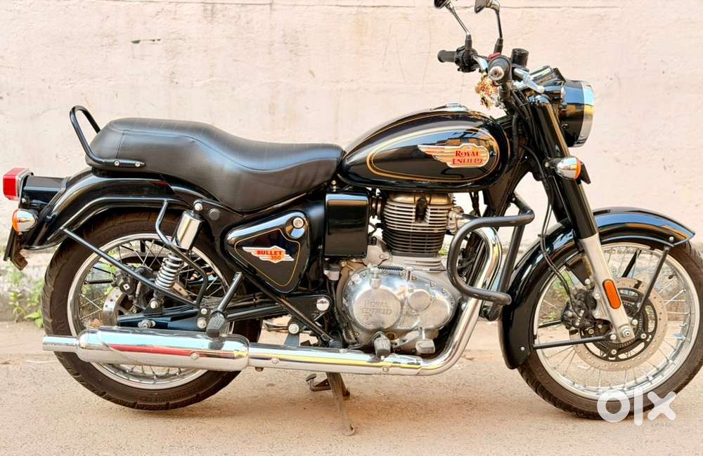 5 months old Bullet 350.(Dual channel Abs)