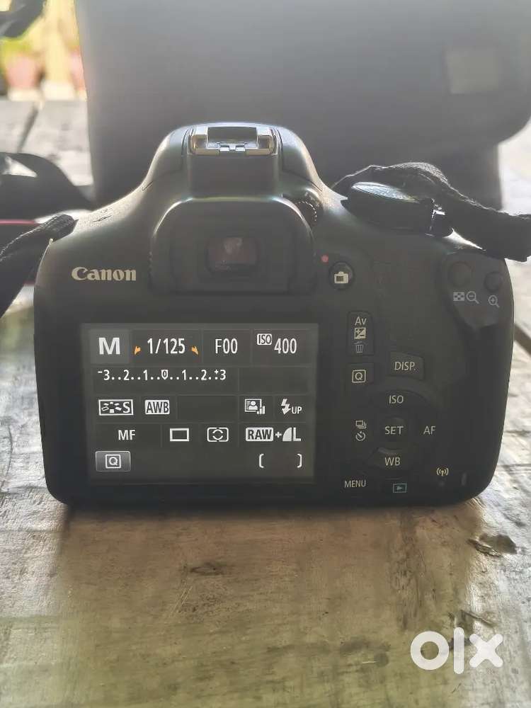 Canon EOS 1300 D